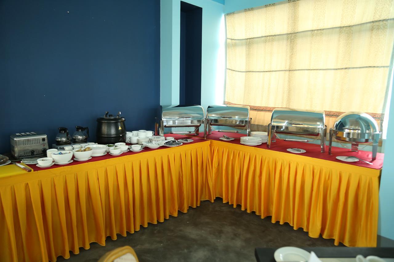 Hotel Shwe Pyi Tan Mandalay Exterior foto