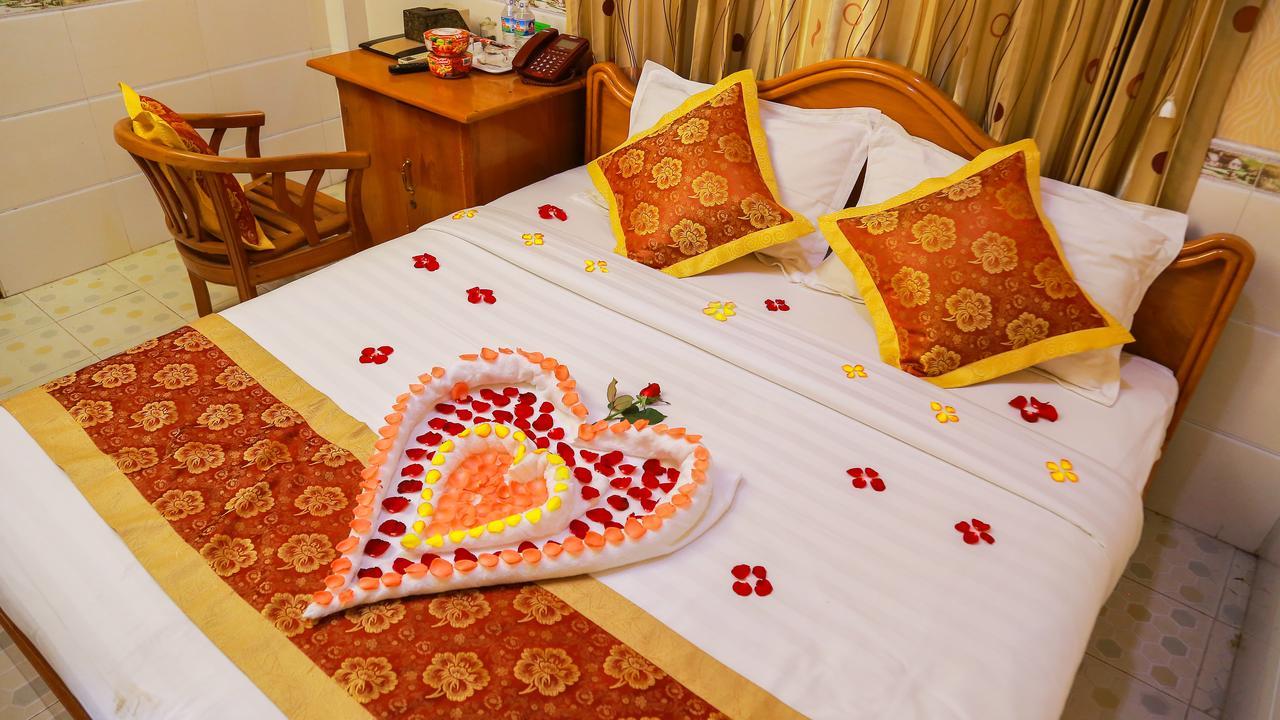 Hotel Shwe Pyi Tan Mandalay Exterior foto